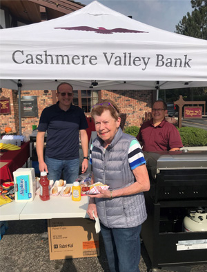 Cashmere Valley Bank at the Customer Appreciation BBQ